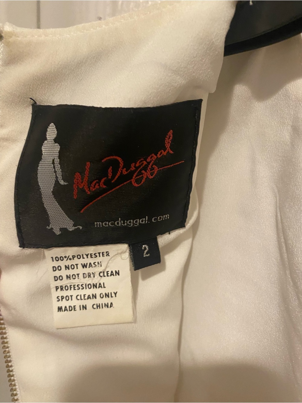 Mac Duggal White and Royal Blue Textured Skater Dress Size 2 altered to size 0 - Picture 3 of 3